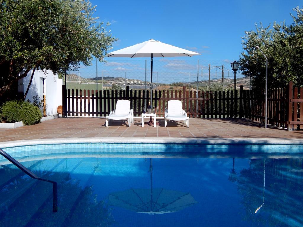 Country house Maria - Pista De Padel Y Piscina Baena